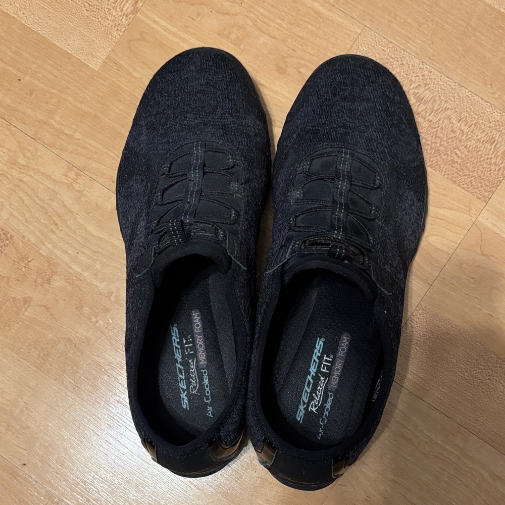 Skechers Women's Black Slip-On Sneakers